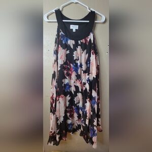 Ellw: Floral Black Dress